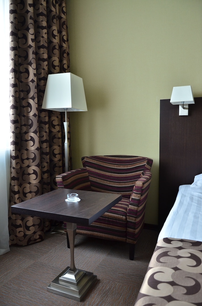 Standard Double Room, Annex Building photo 3