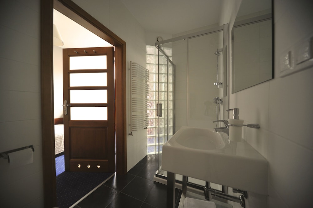Triple Room, Lake View photo 3