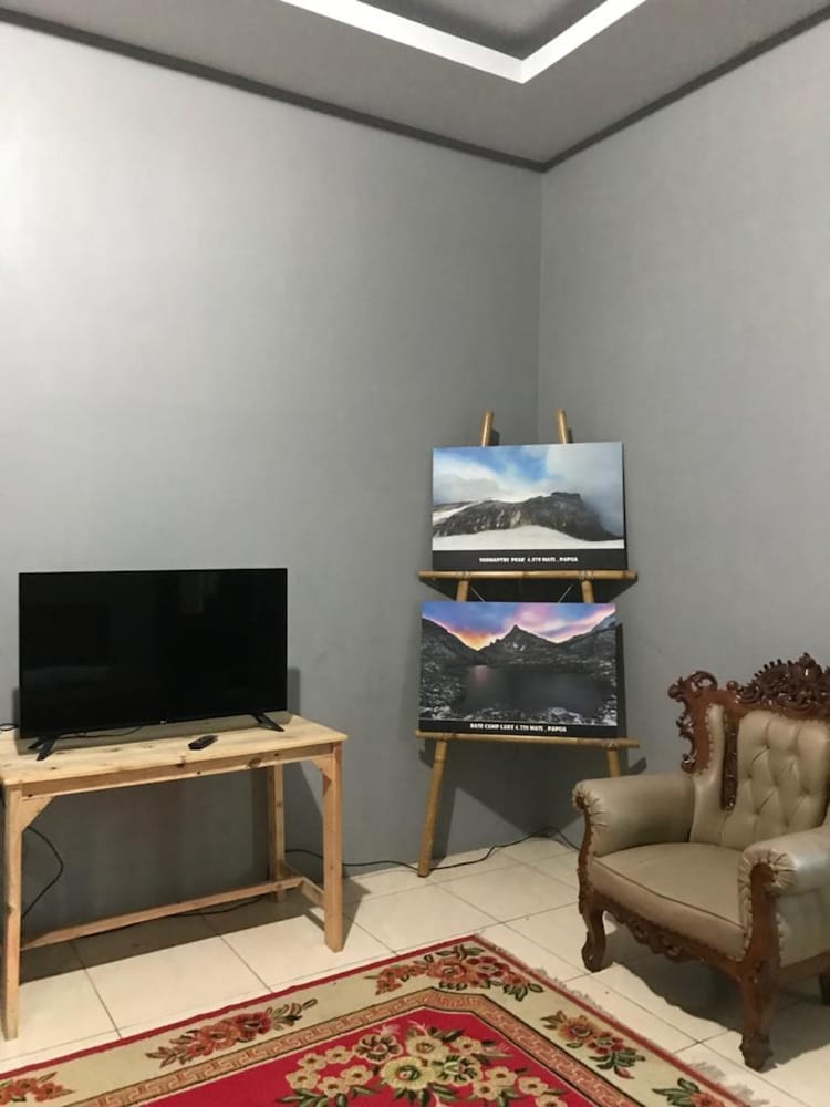 Economy Room - Photo 3
