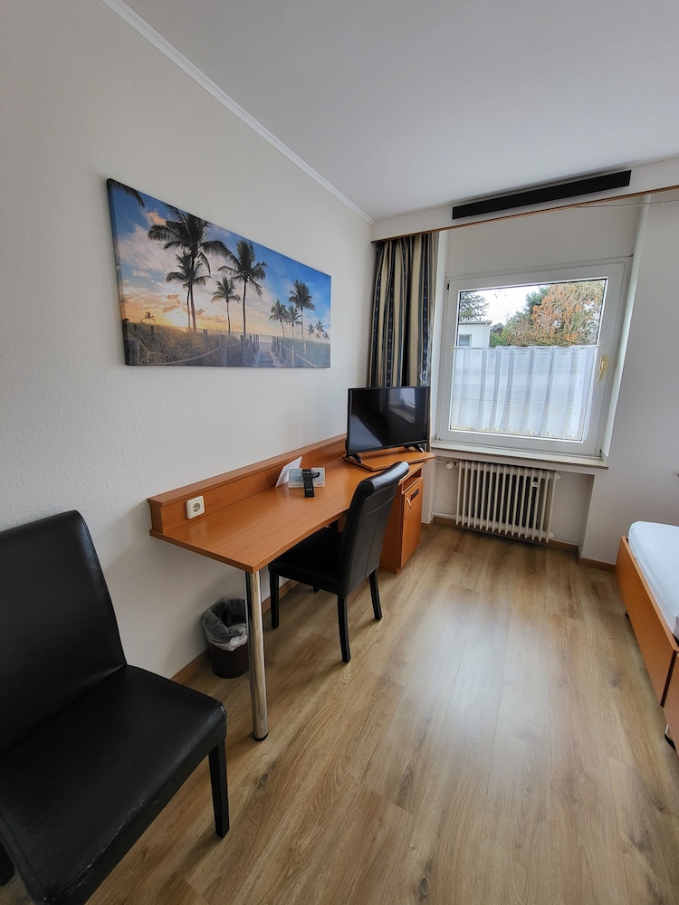 Comfort Room - Photo 6