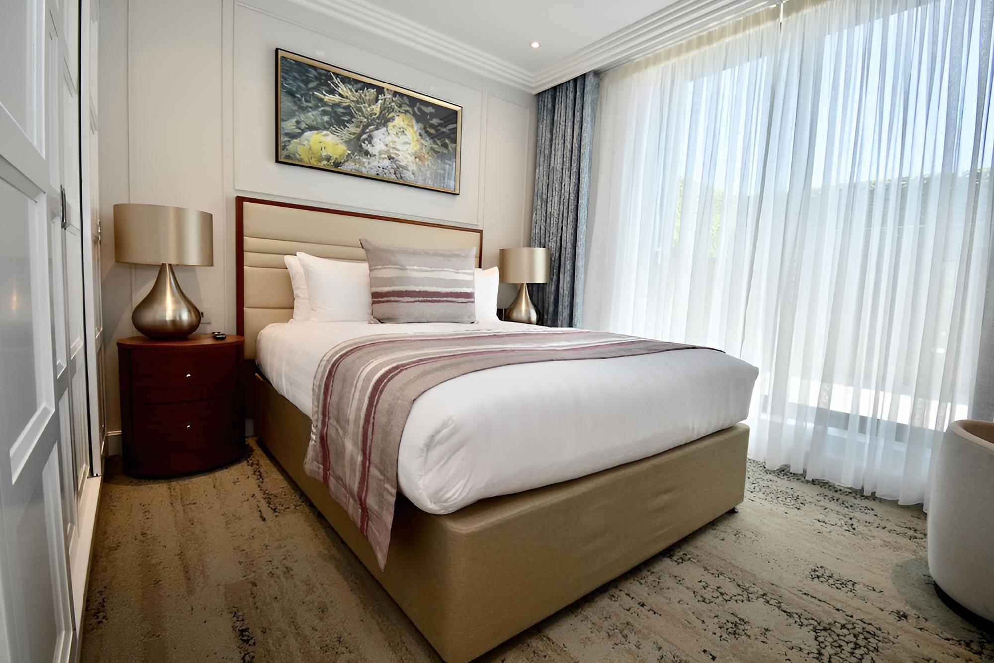 Regent Suite photo 3