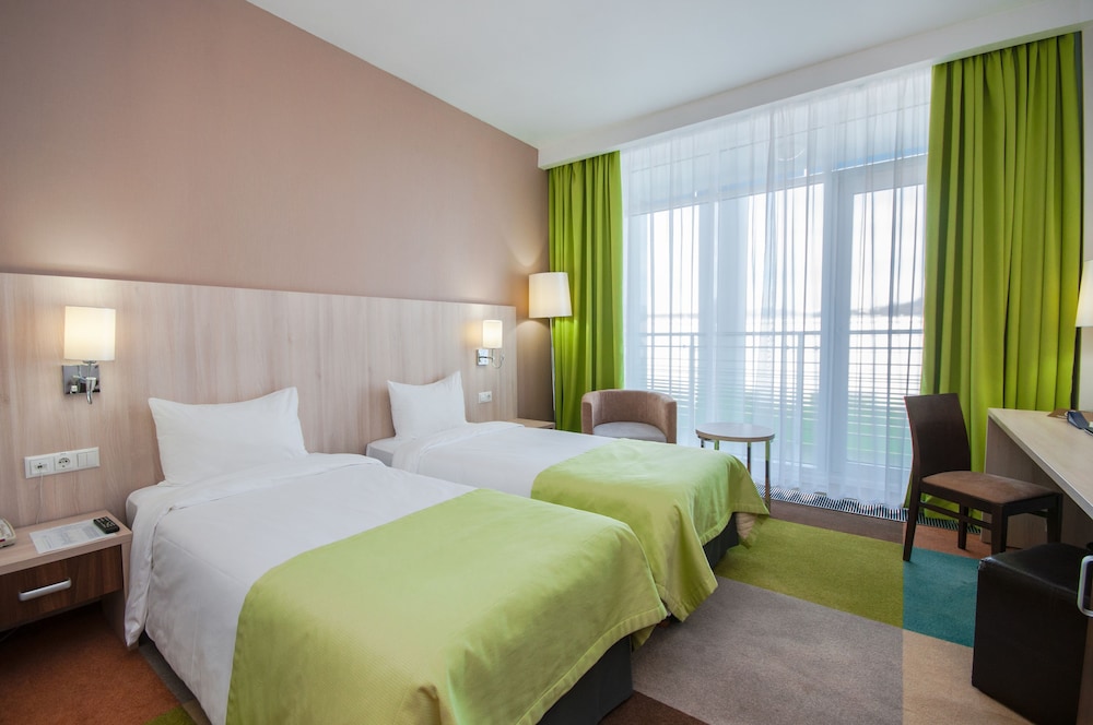 Standard Double or Twin Room photo 2