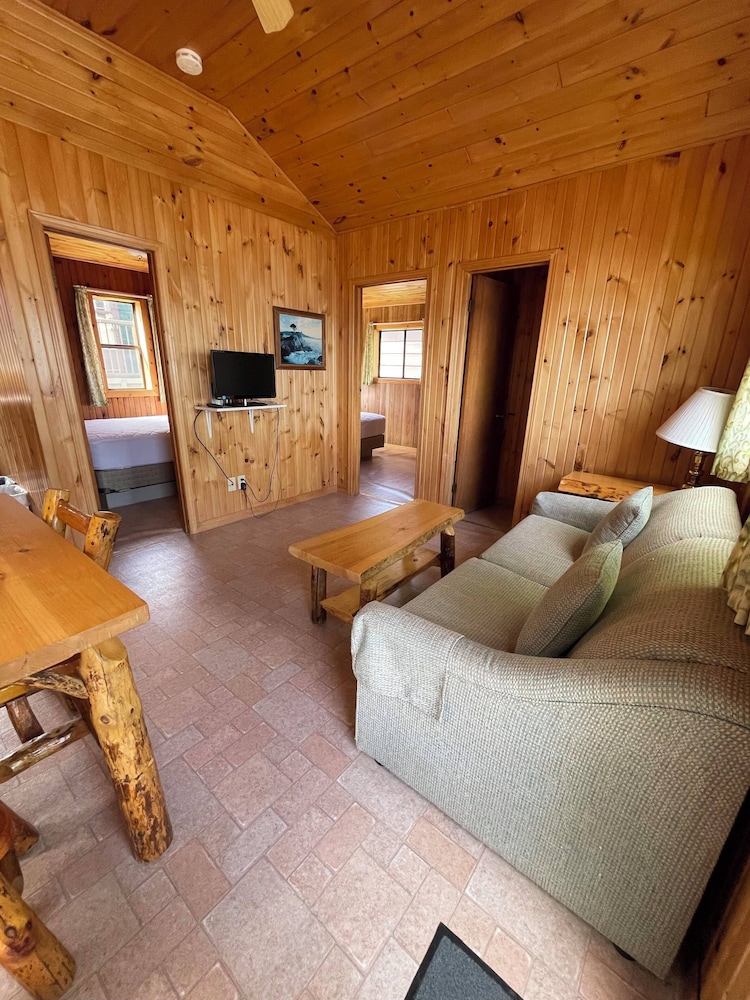 Standard Cottage, 2 Bedrooms, Lake View photo 2
