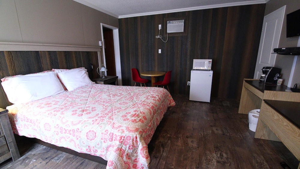 Comfort Room, 1 Queen Bed photo 2