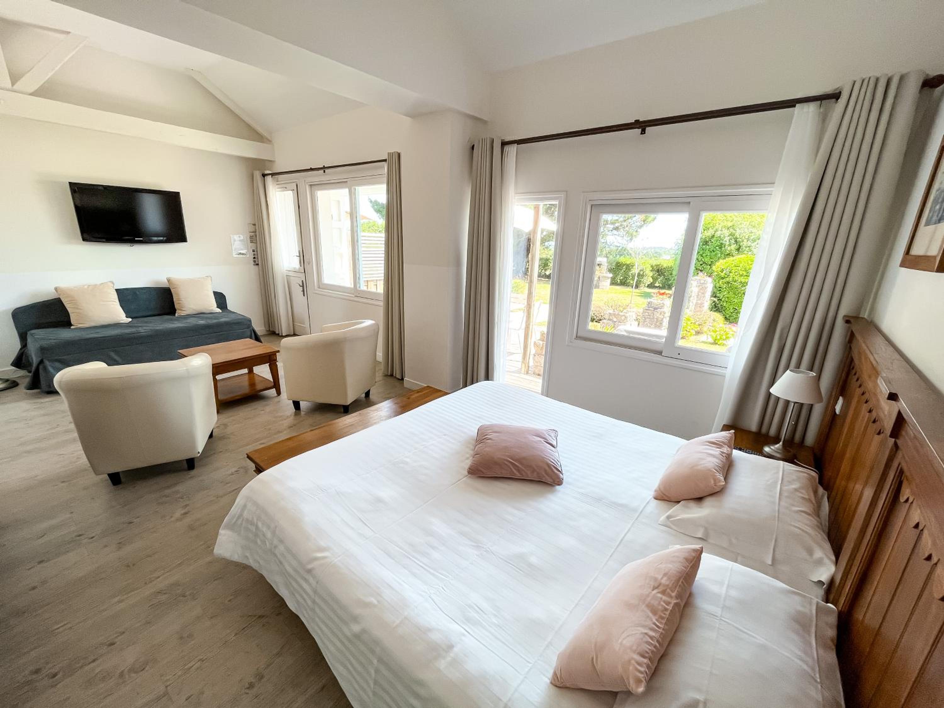 Junior Suite - Ground Floor with Terrasse photo 2