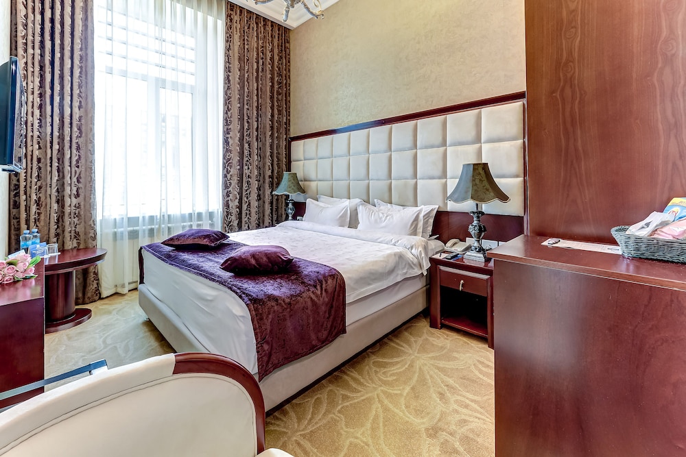 Economy Double Room photo 1