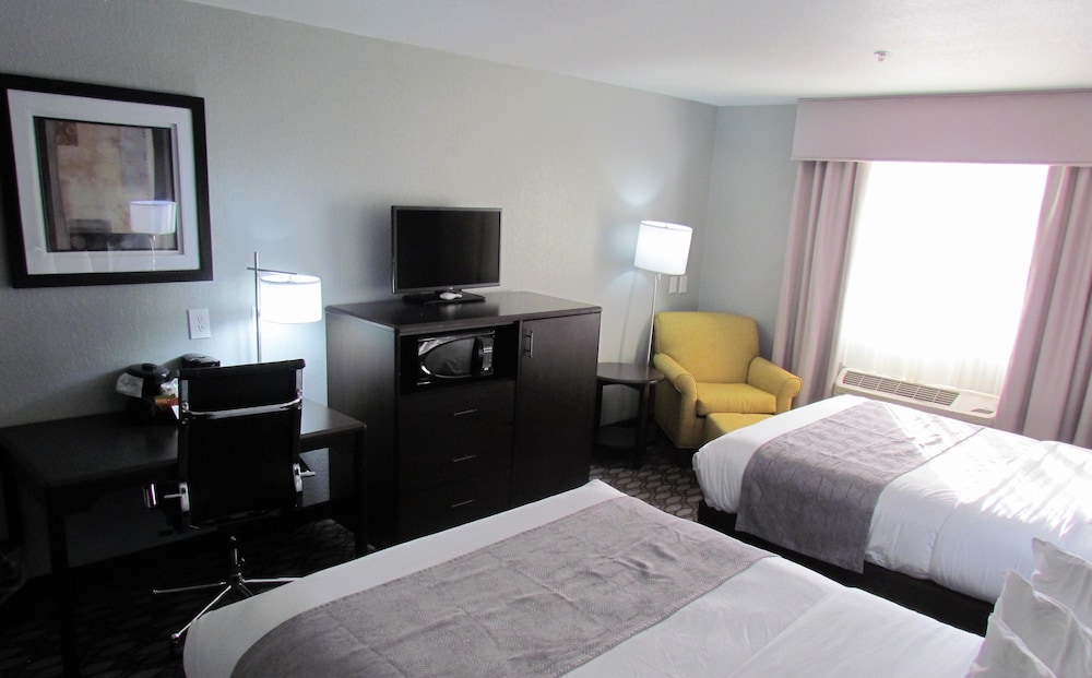 Standard Room, 2 Queen Beds, Accessible, Non Smoking photo 2