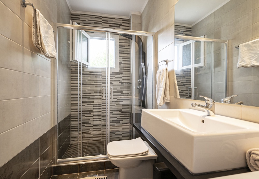 House photo 2