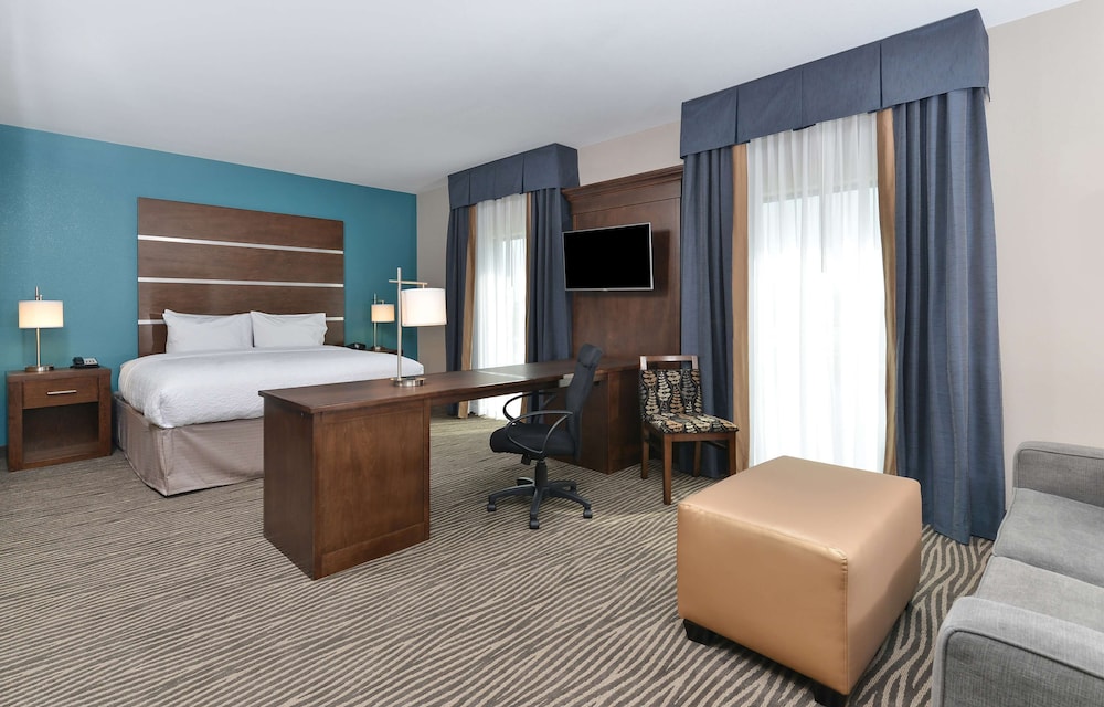 Studio, 1 King Bed, Accessible (Hearing) photo 1
