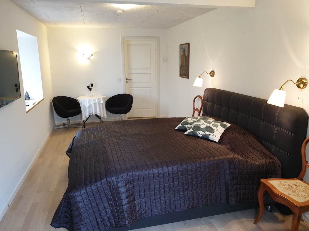 Deluxe Double Room, Garden View