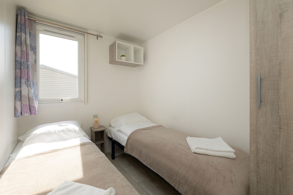 House, 3 Bedrooms, Balcony photo 1