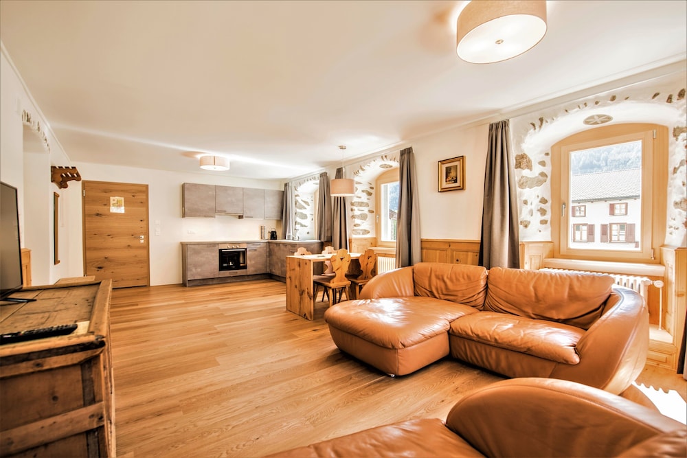 Superior Apartment, 1 Bedroom, Accessible, Mountain View