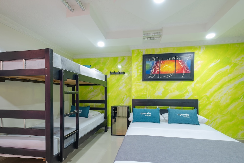Standard Quadruple Room