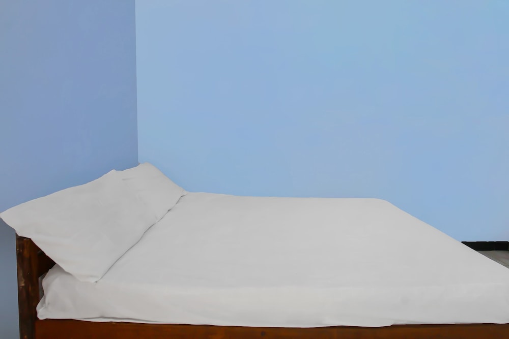 Economy Double Room - Photo 6