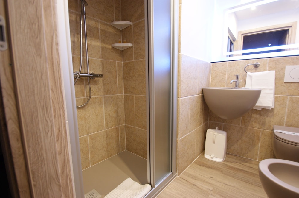 Superior Double or Twin Room, 1 Bedroom, Non Smoking photo 3