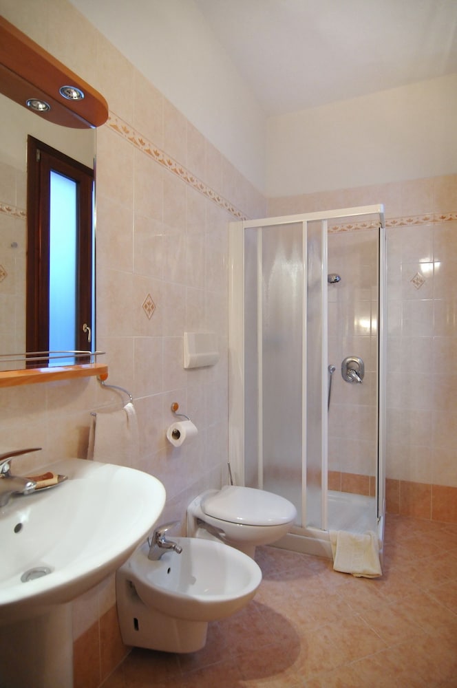 Double Room (small) photo 2