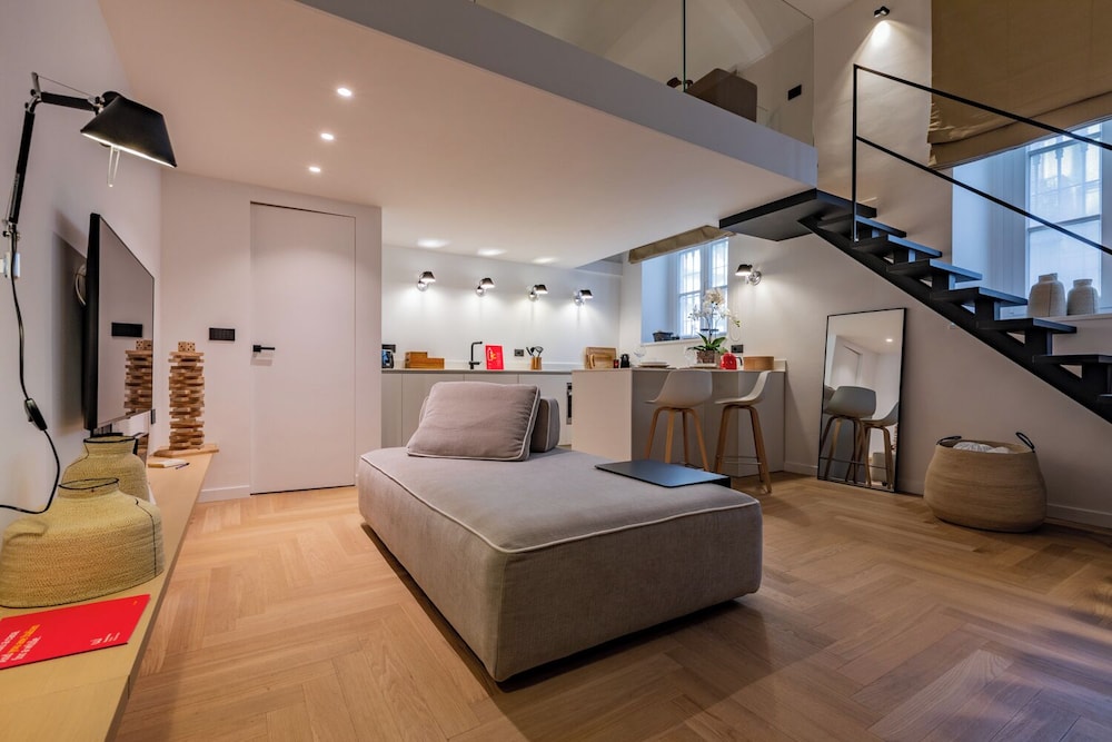 Classic Apartment