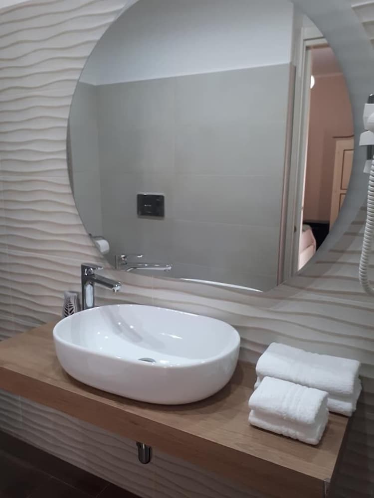 Double or Twin Room, Balcony (Miseo) photo 3