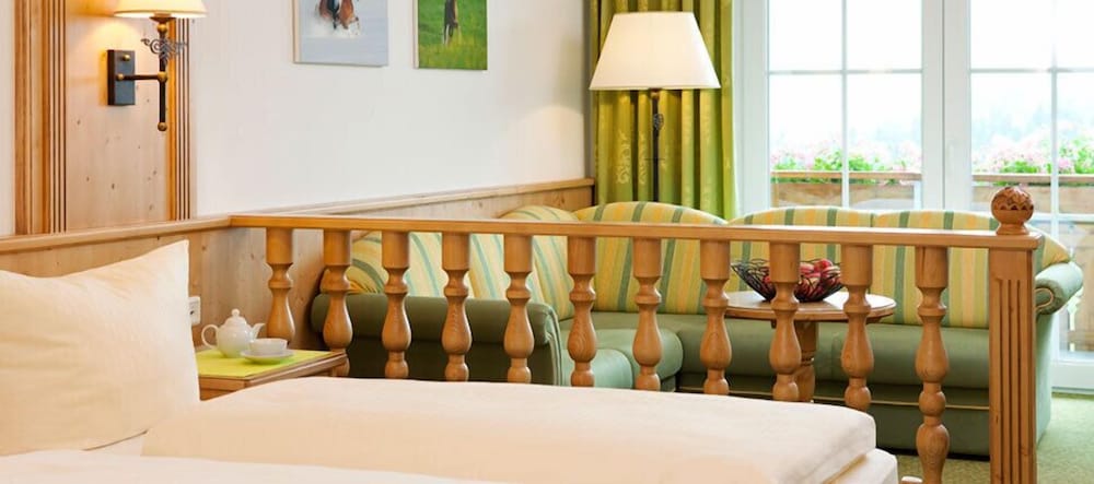 Family Room, Multiple Beds photo 3