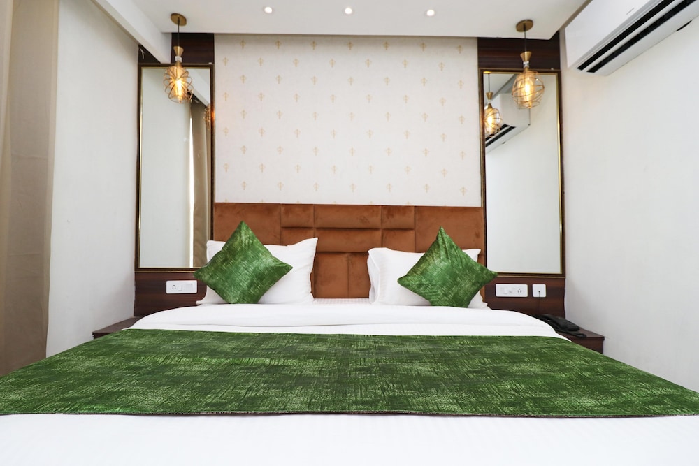 Deluxe Room - Photo 4