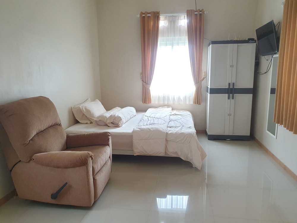 Superior Room - Photo 10