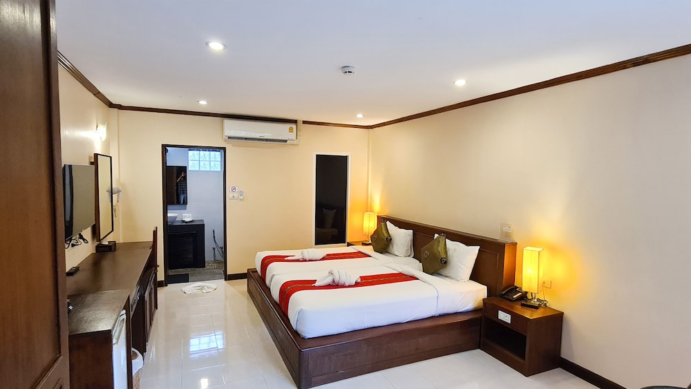 Deluxe Villa, Poolside - Photo 1