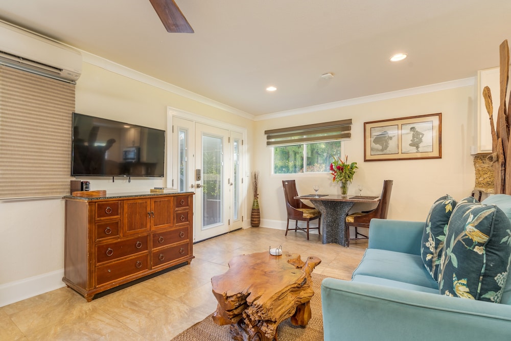 Coco Cottage Unit B