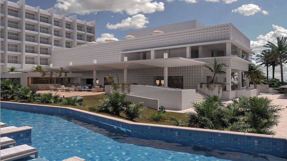 Luxury Junior Suite Swim Out