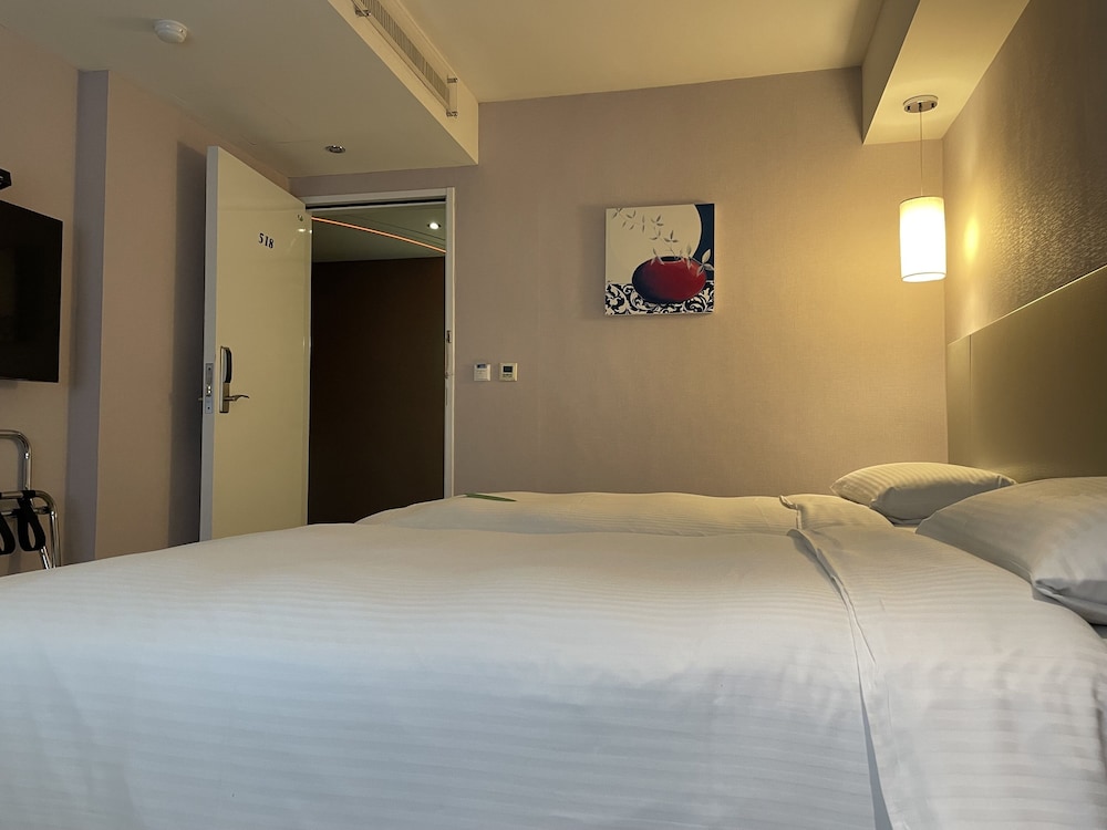 Business Twin Room photo 2