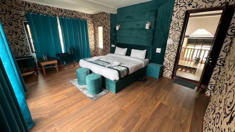 Presidential Suite photo 1