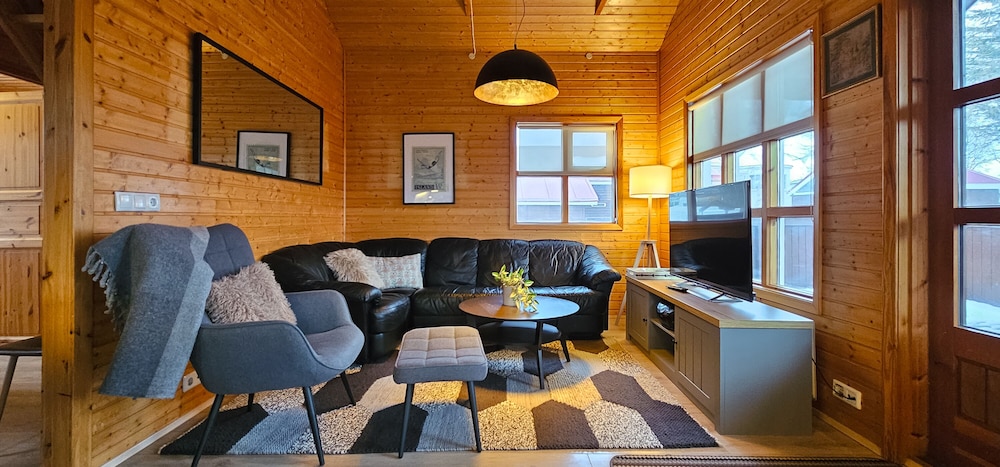 Cabin, 3 Bedrooms photo 2