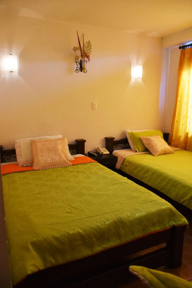 Triple Room, Multiple Beds photo 3