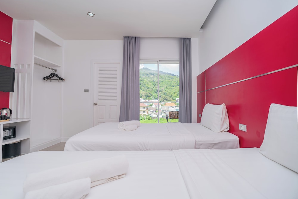 Superior Double or Twin Room - Photo 10