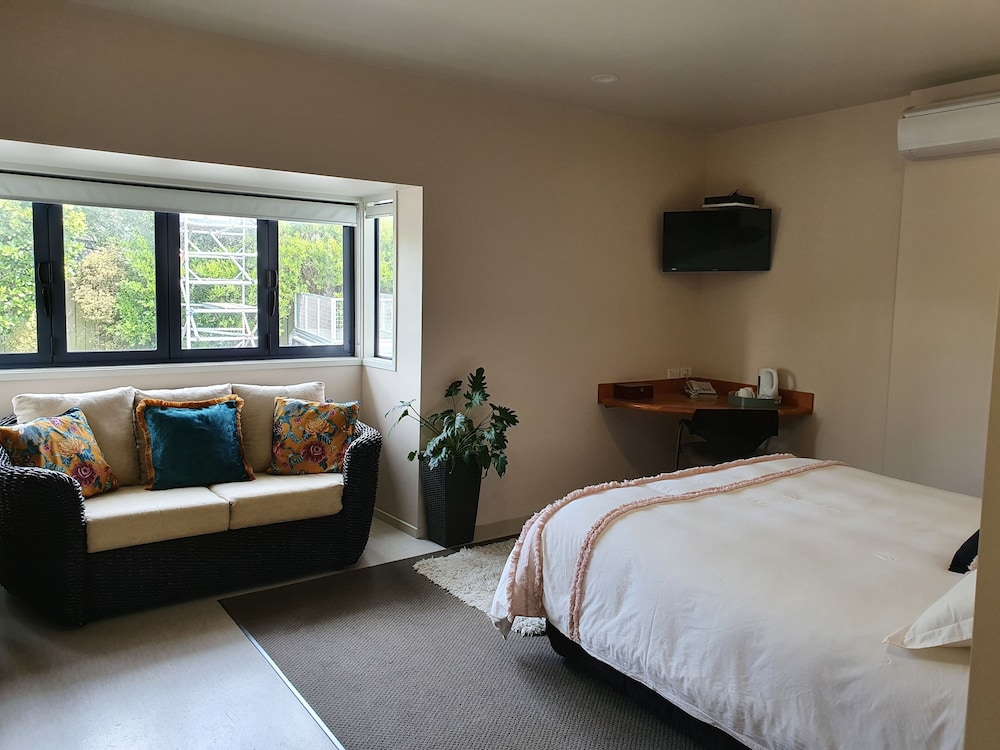 Villa photo 1