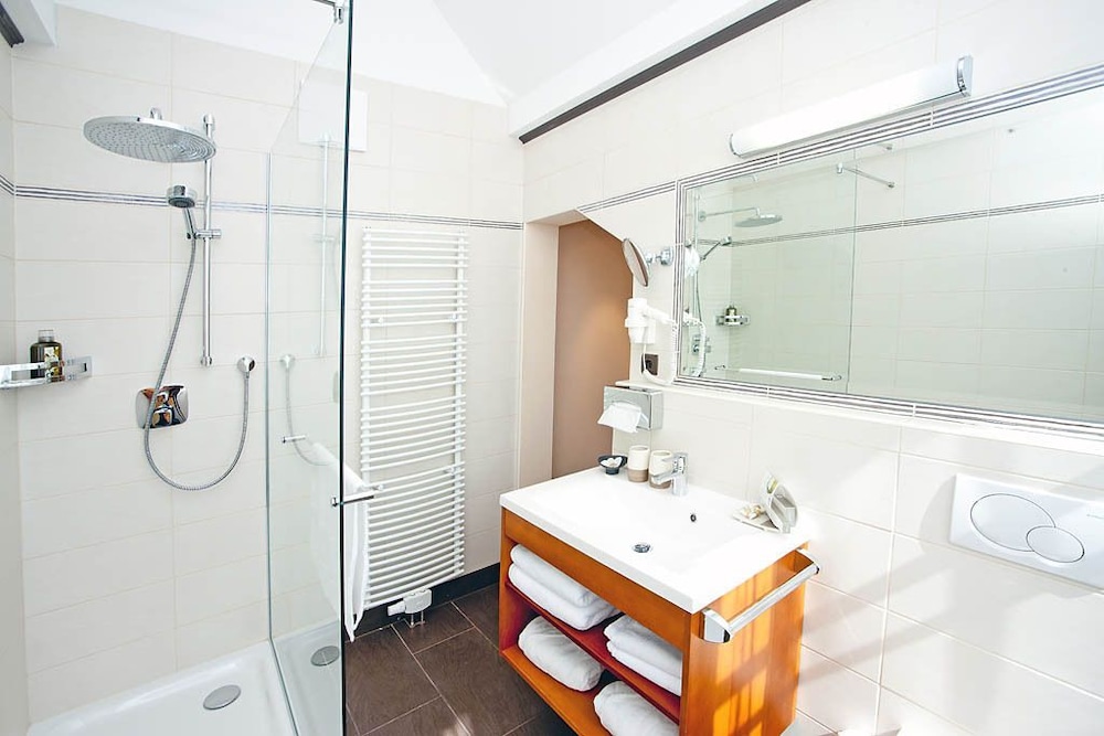 Superior Double Room, 1 Bedroom, Mountain View, Tower photo 3