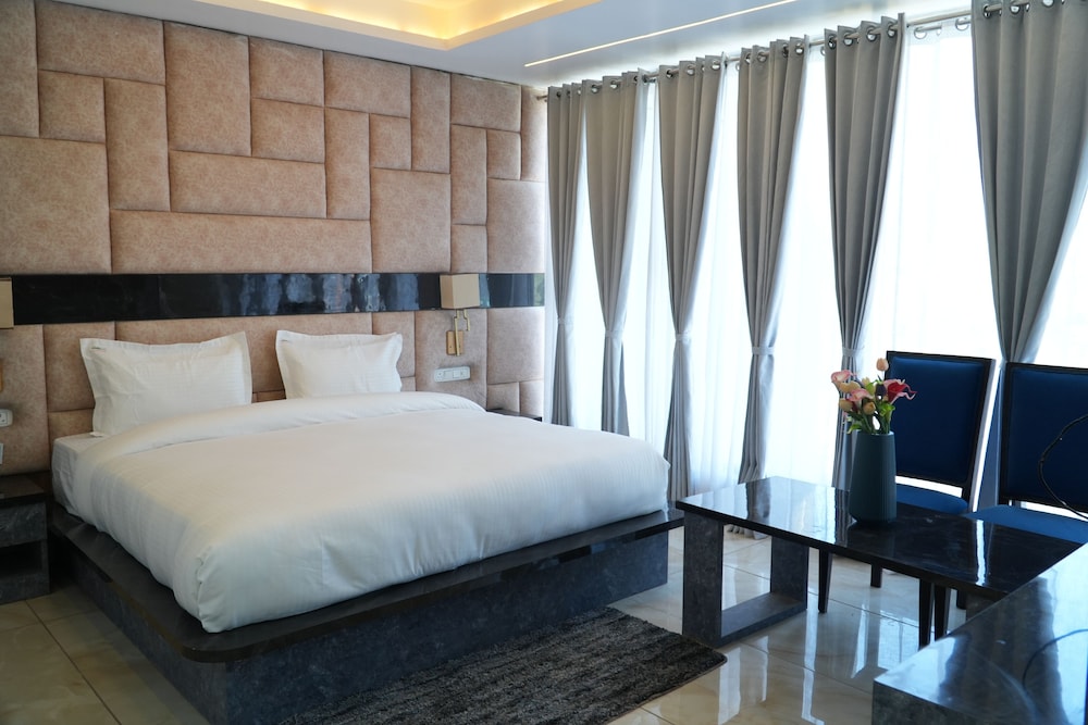Presidential Room