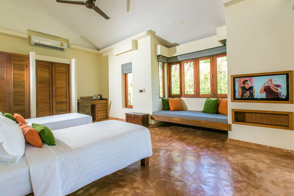 Family Villa, 2 Bedrooms, Private Pool, Garden View photo 3