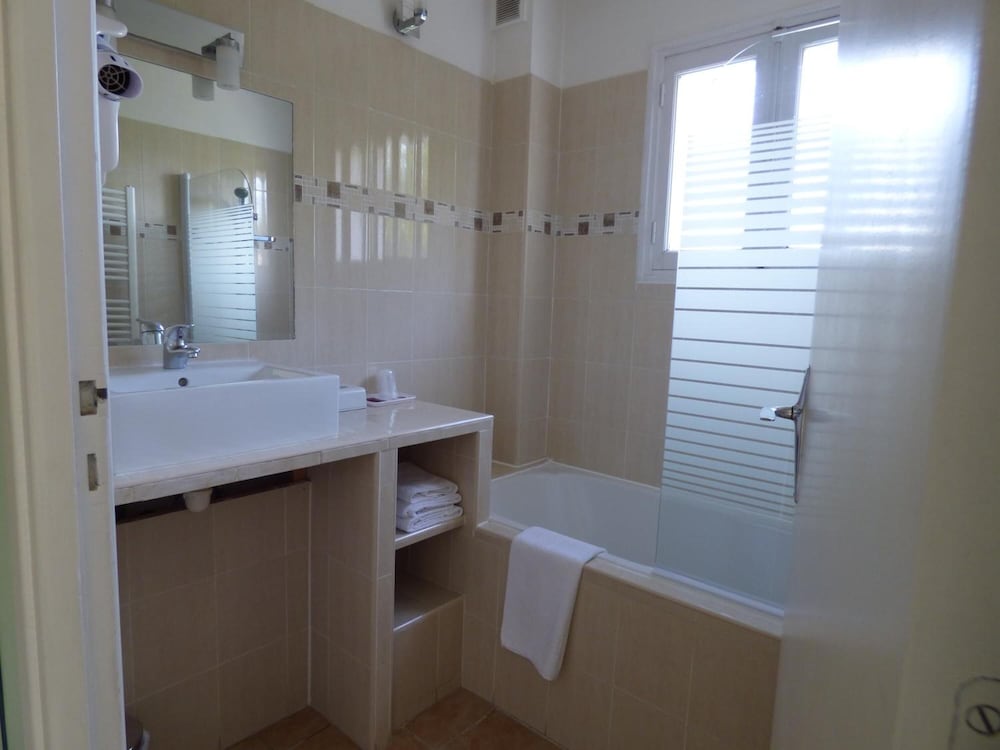 Comfort Double Room - Photo 9