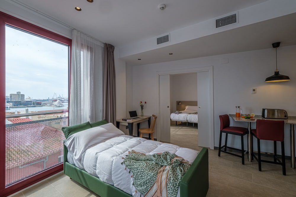 Superior Apartment photo 2