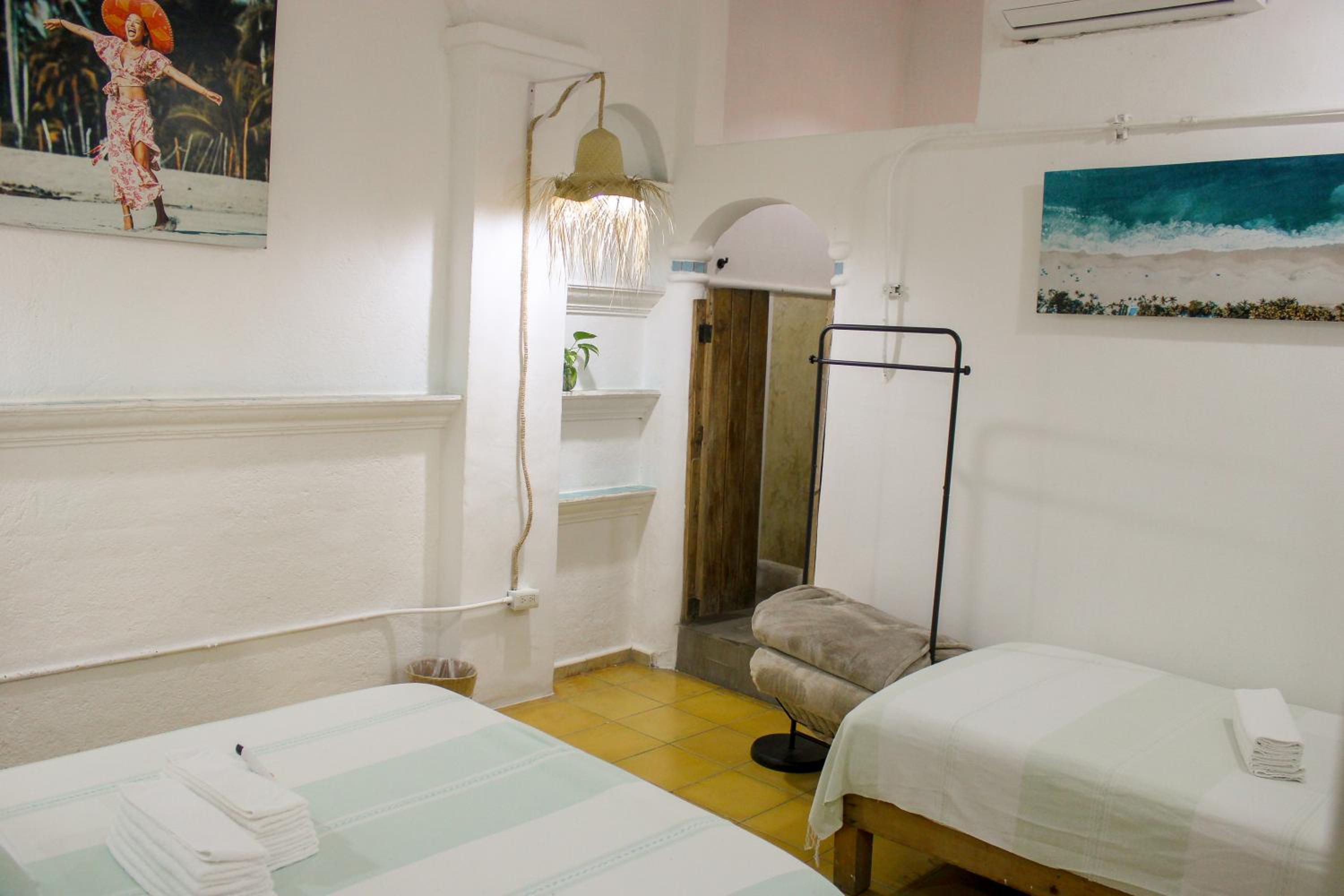 Budget Triple Room - Photo 2