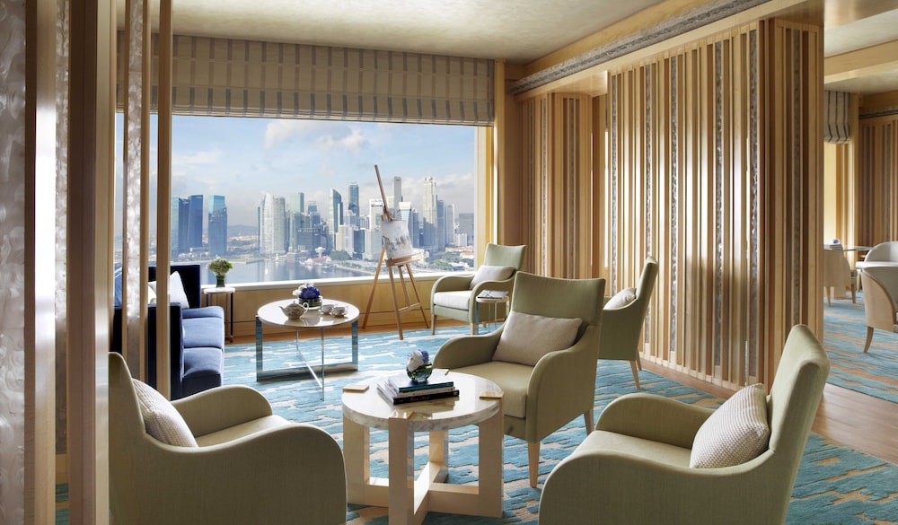 Club Deluxe Room, 2 Twin Beds, Non Smoking, City View, High Floor (Club Deluxe Kallang) Club Deluxe Room, 2 Twin Beds, Non Smoking, City View, High Floor (Club Deluxe Kallang)