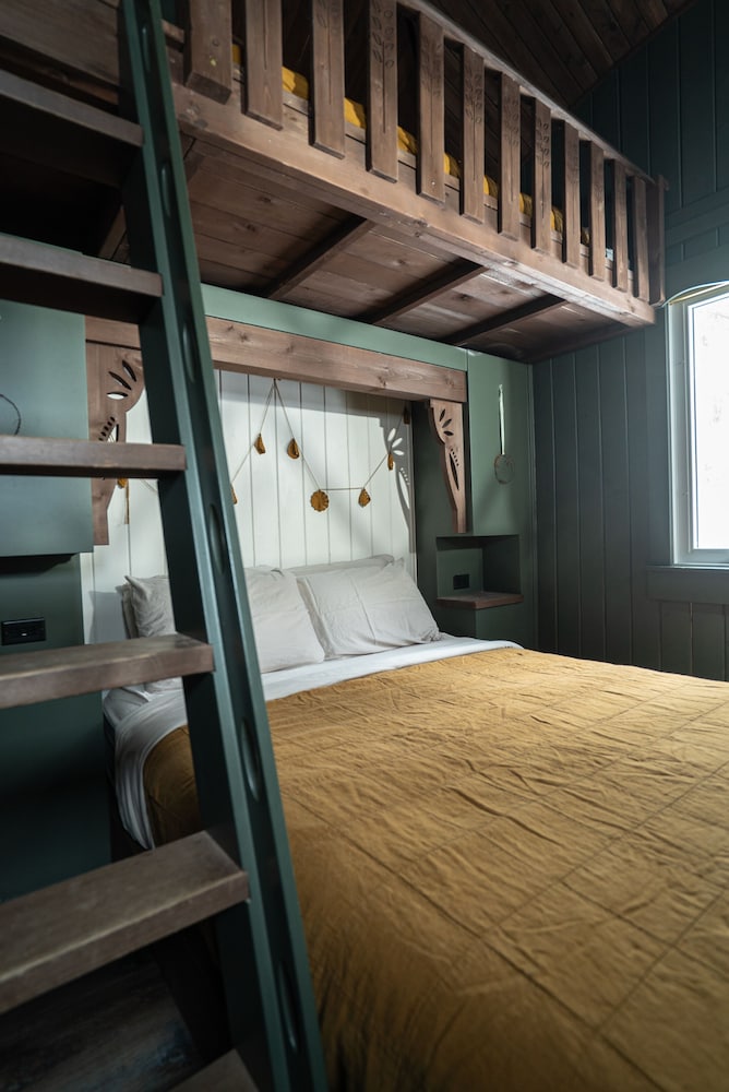Elvyn's Cottage