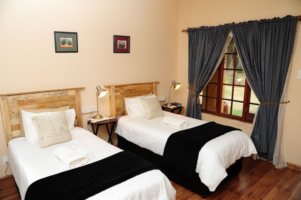 Room (7) photo 1