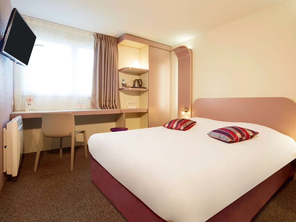 Standard Room, 2 Twin Beds - Photo 2