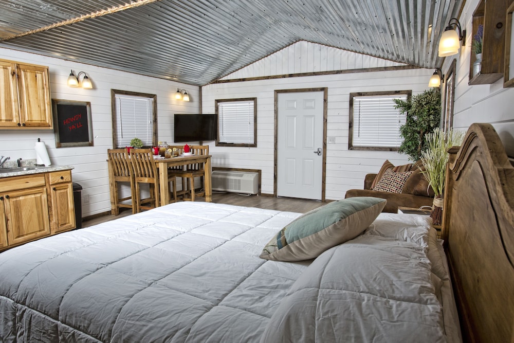 Deluxe Suite, 2 Queen Beds