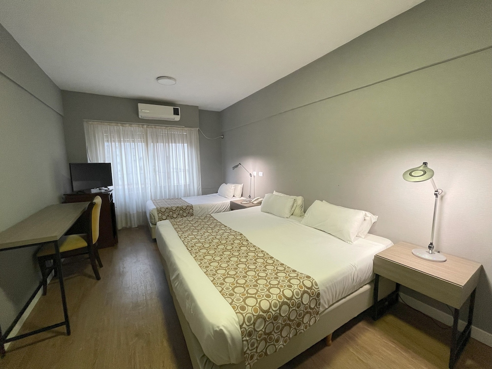 Economy Triple Room photo 1