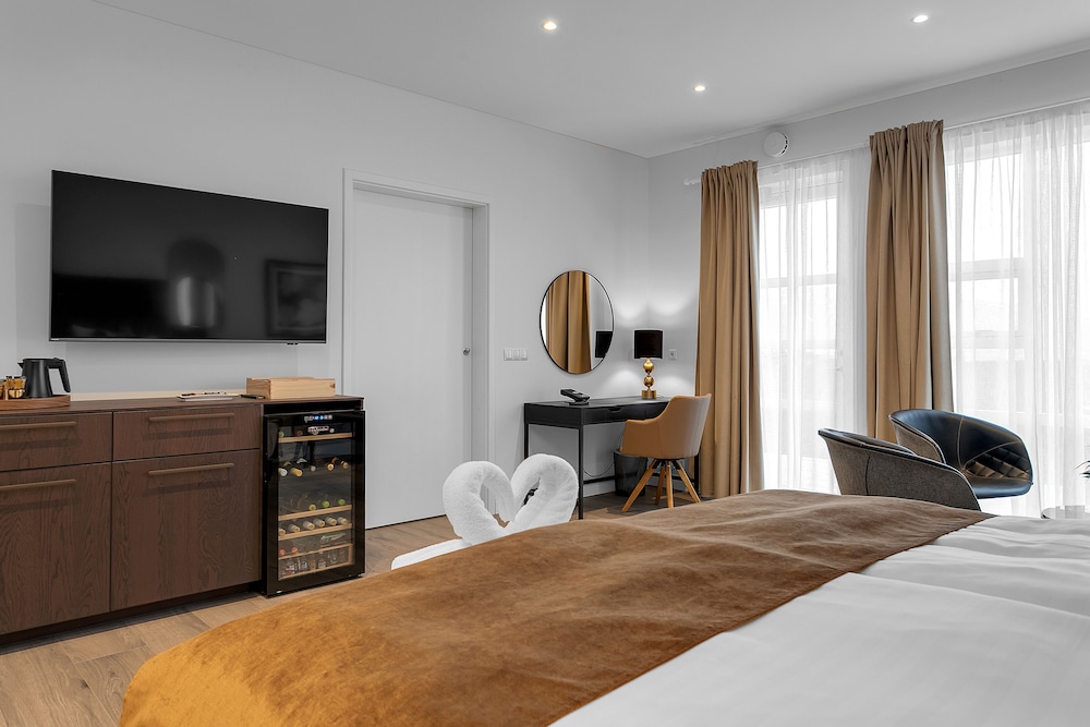 Gallery Suite - Photo 4