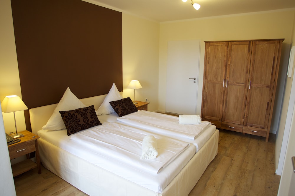 Family Room, 1 Bedroom, Kitchenette photo 1