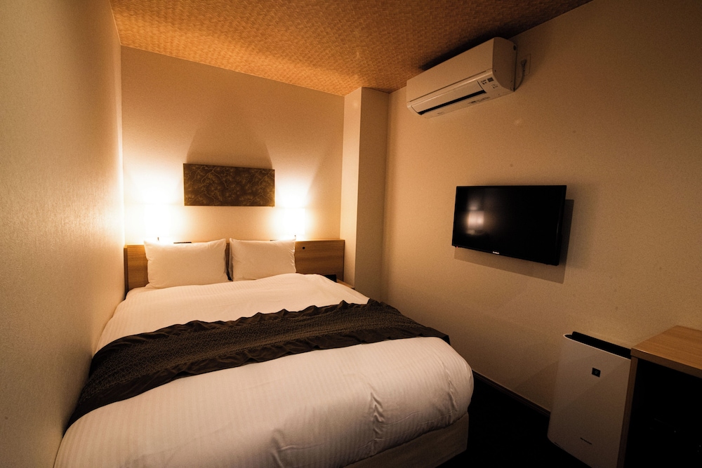 Basic Quadruple Room