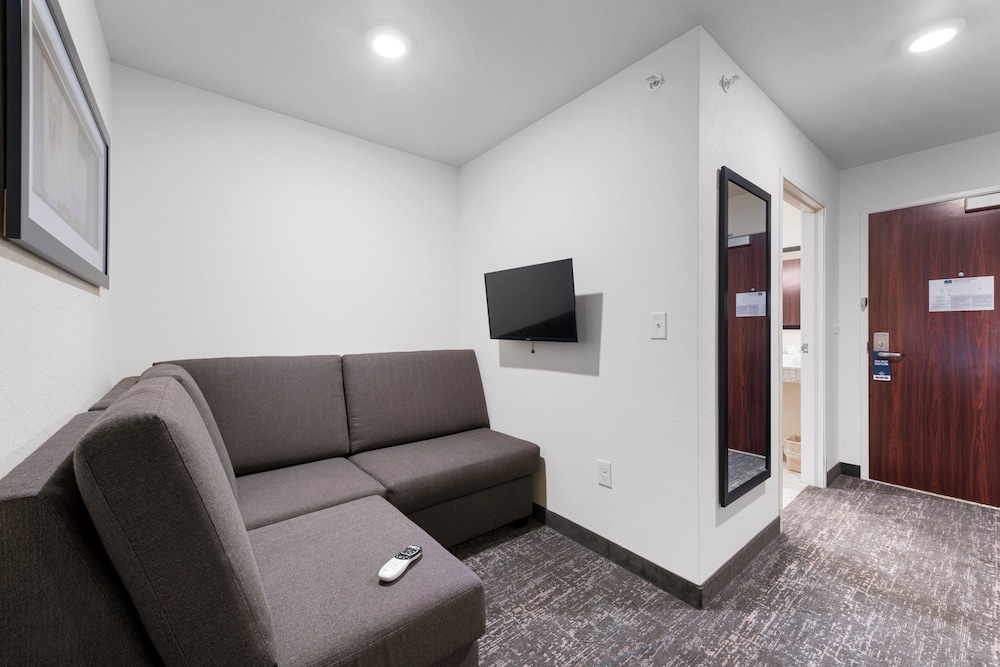 Studio, 2 Queen Beds with Sofa bed, Non Smoking - Photo 5
